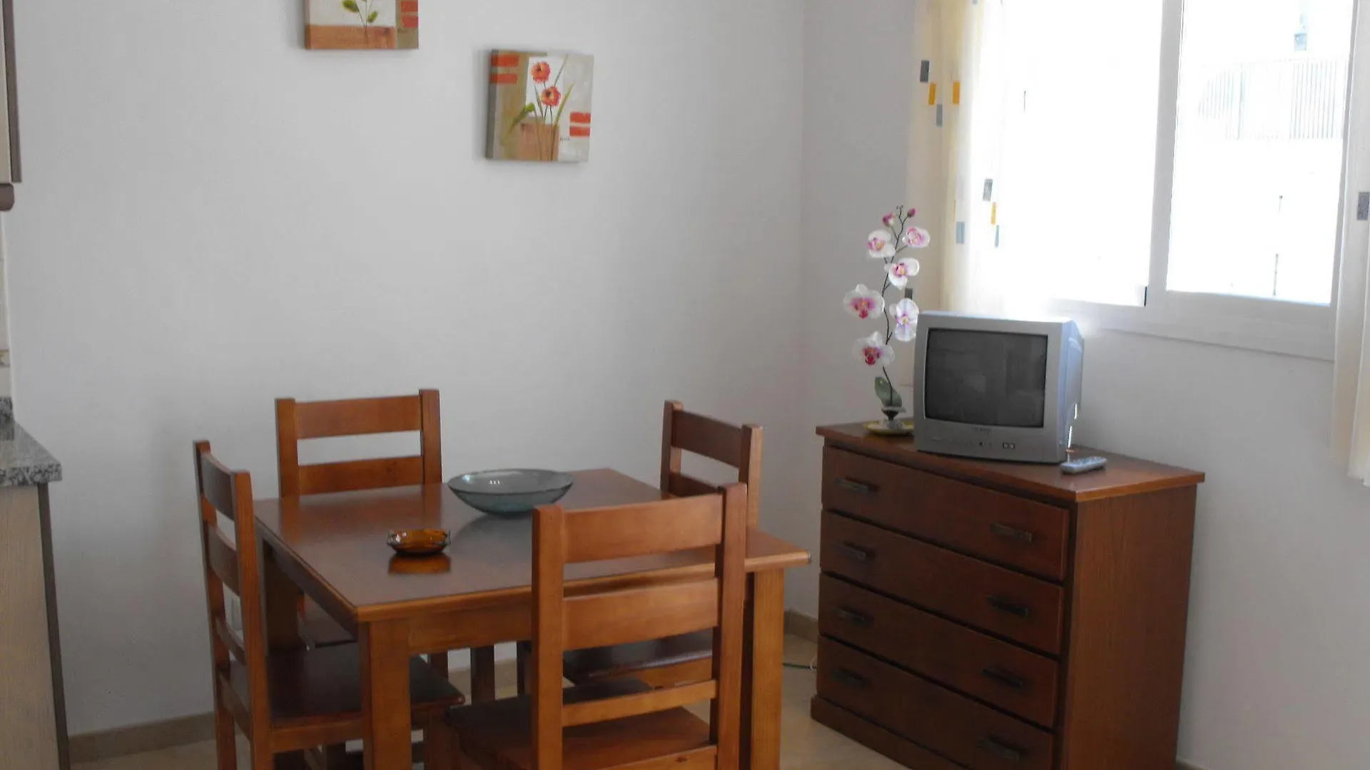 Apartamentos El Barrio نيرخا إسبانيا